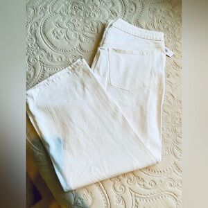 NWT Old Navy Extra High-Rise Sky-Hi Baggy Wide Leg Jean